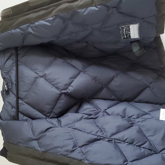 EUC NORTH FACE Girls down winter coat - Picture 8 of 10